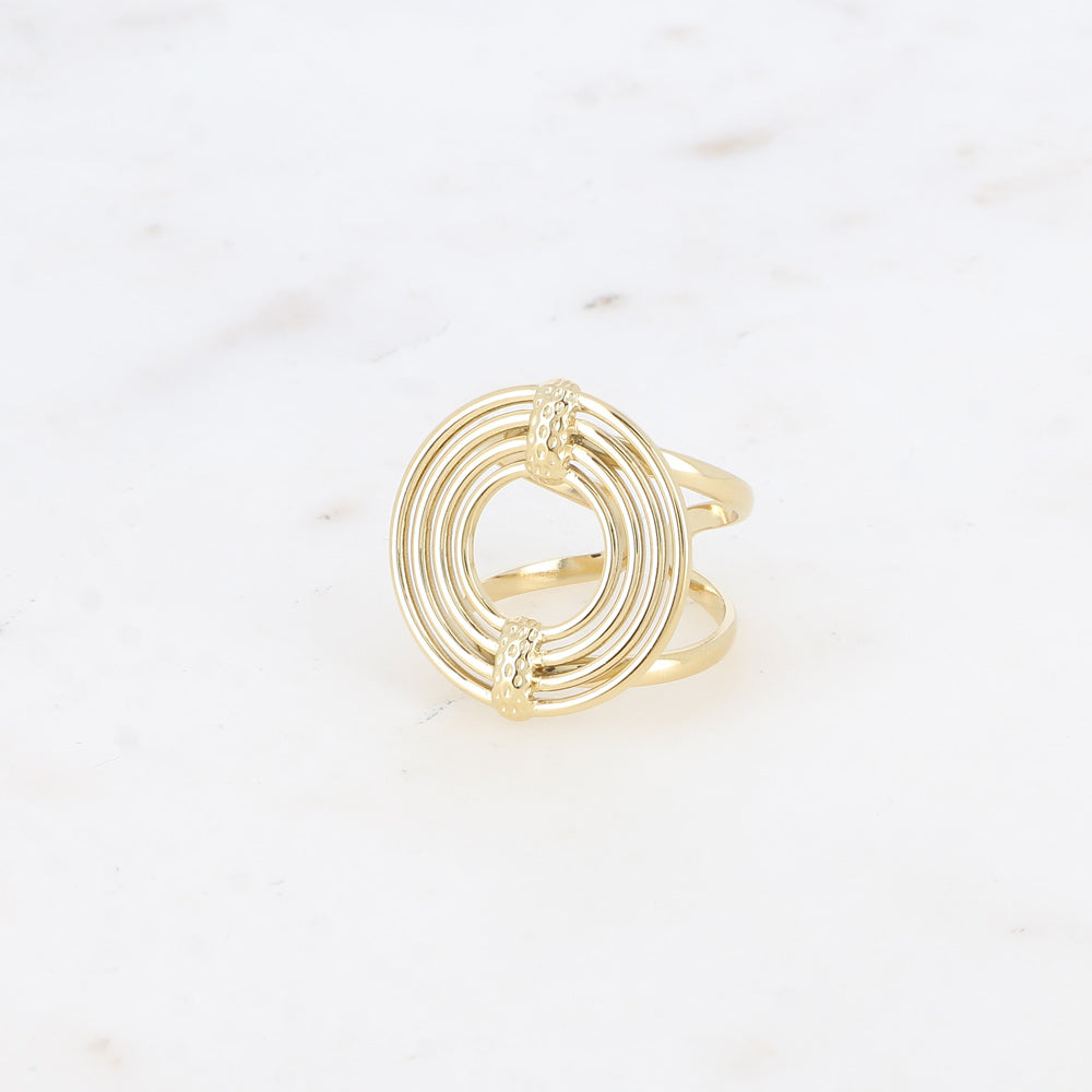 BAGUE - 4 ANNEAUX RONDS ET BARRES MARTELÉES