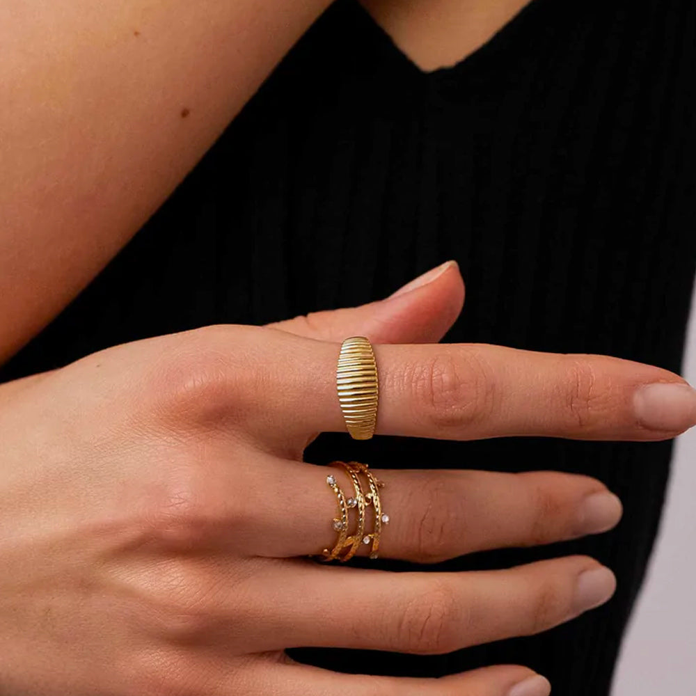 BAGUE MIYA - STRIEE / DORE OU ARGENT