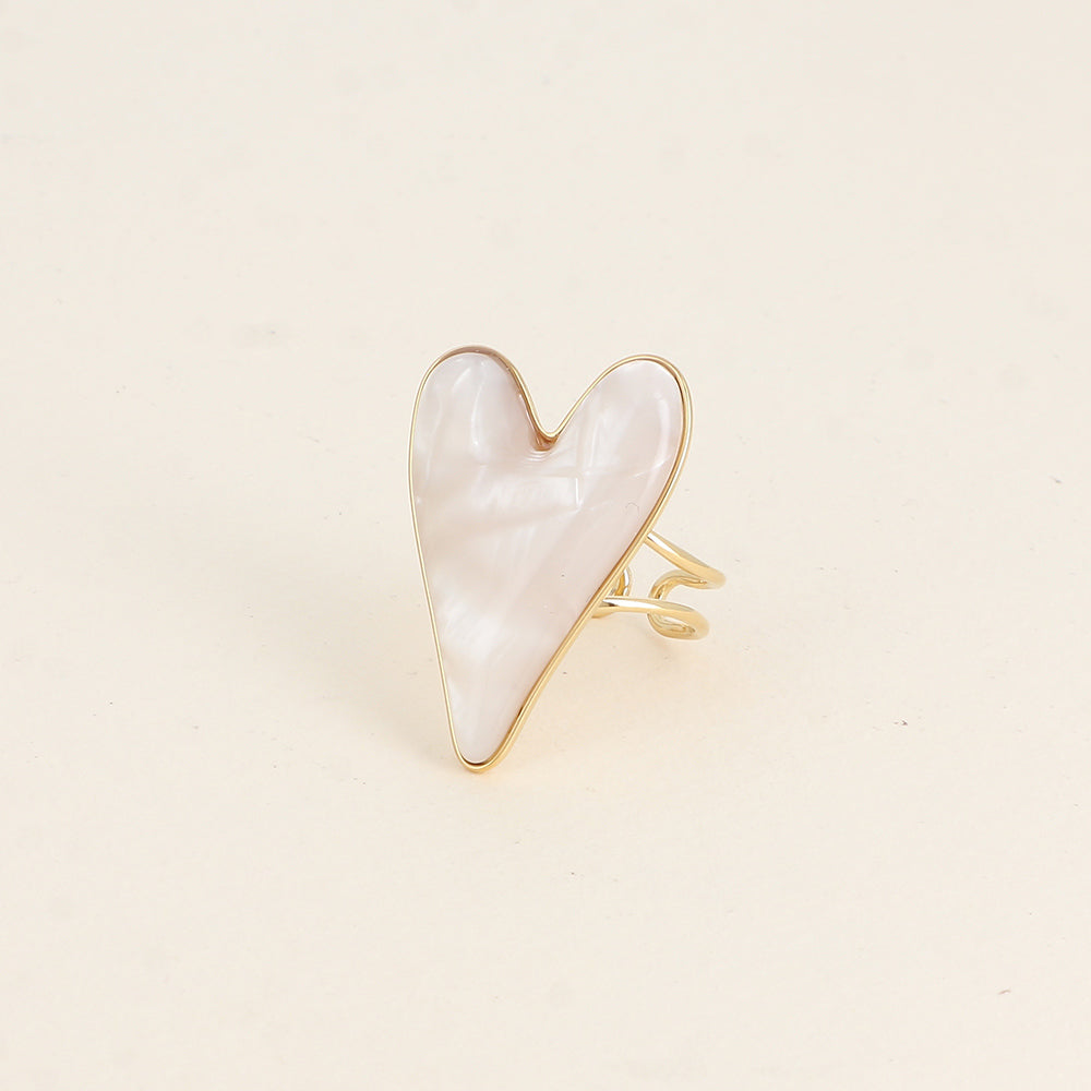 BAGUE - COEUR EN RESINE