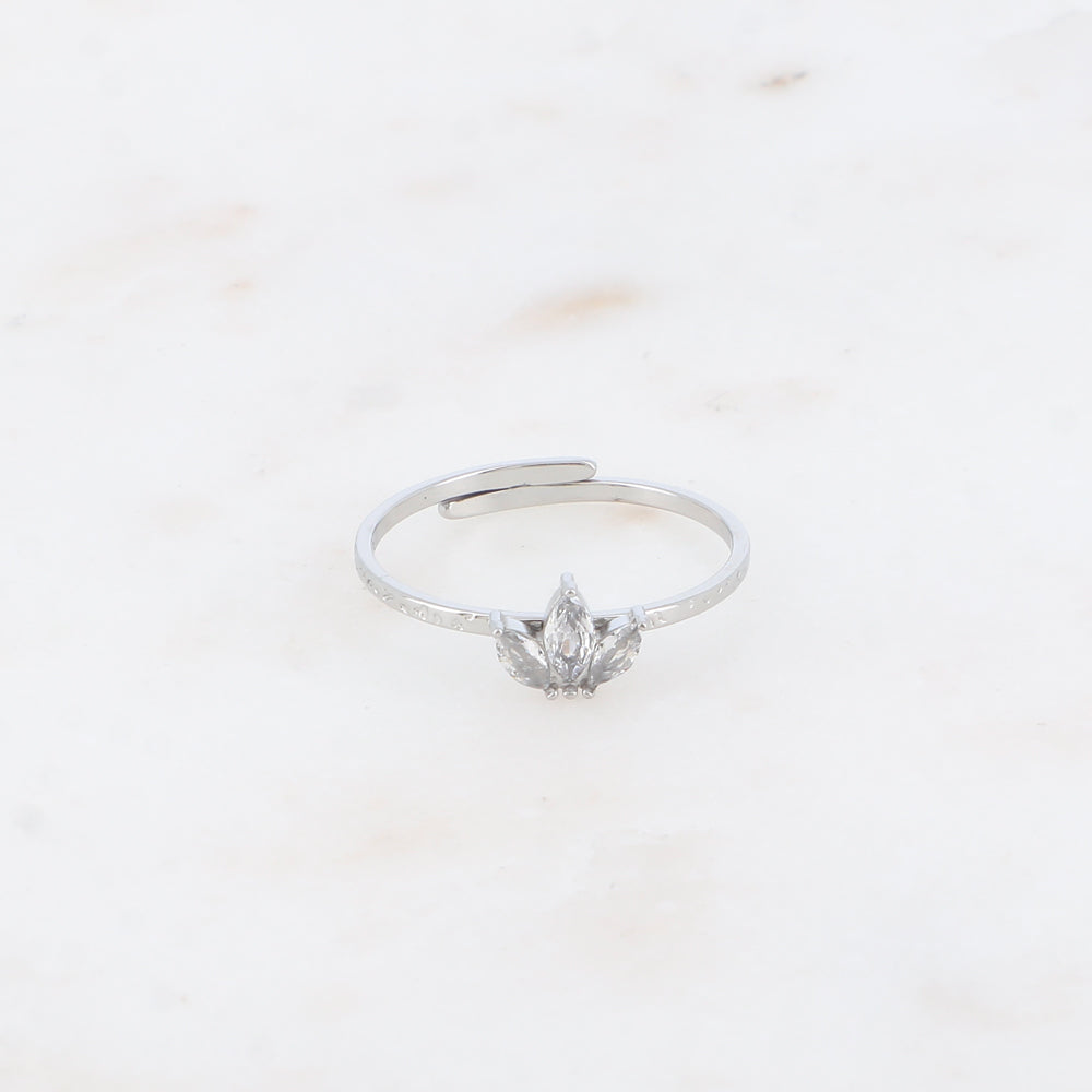 BAGUE FINE - ANNEAU MARTELE ET 3 CRISTAUX / DORE OU ARGENT