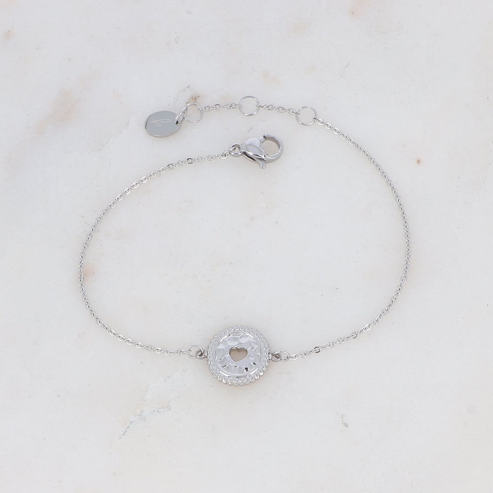 BRACELET AVEC PENDENTIF MARTELÉ AVEC COEUR AJOURÉ / DORE OU ARGENT