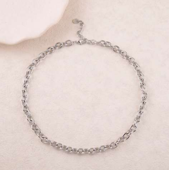 COLLIER EN MAILLE / DORE OU ARGENT
