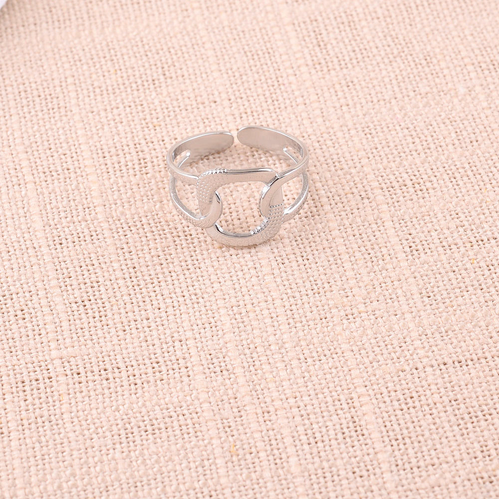 BAGUE - ANNEAU EFFET MAILLE TEXTUREE