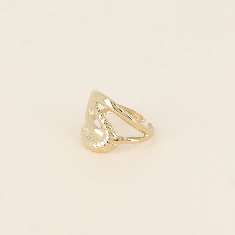 BAGUE - FORME ENTRECROISEES / DORE OU ARGENT