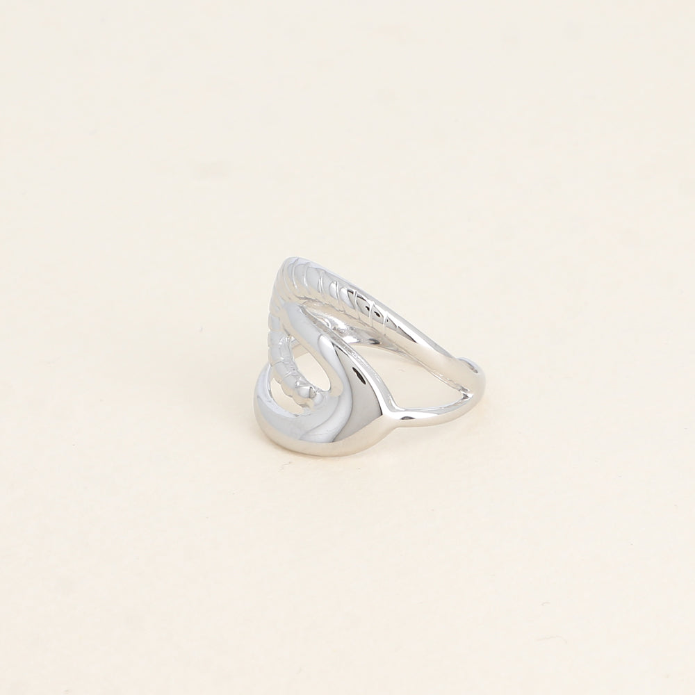 BAGUE - FORME ENTRECROISEES / DORE OU ARGENT