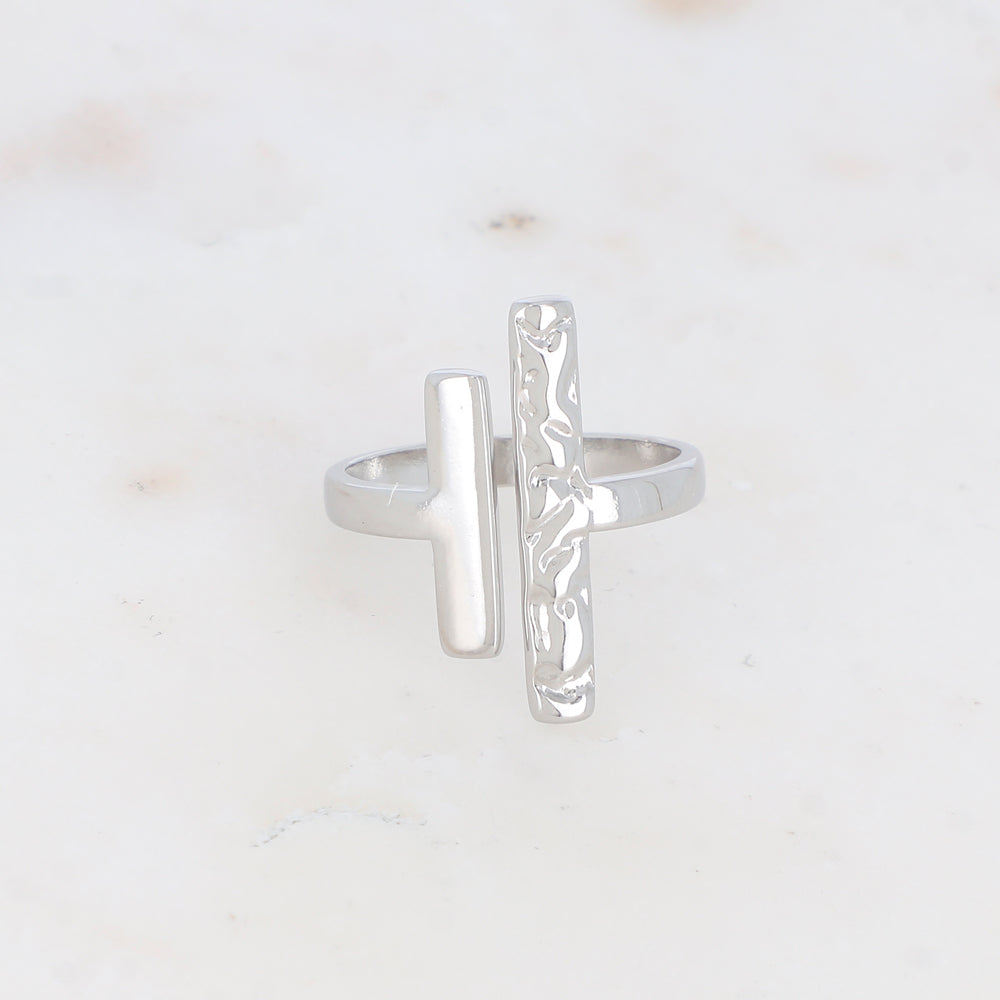 BAGUE AVEC 2 BARRES / DORE OU ARGENT