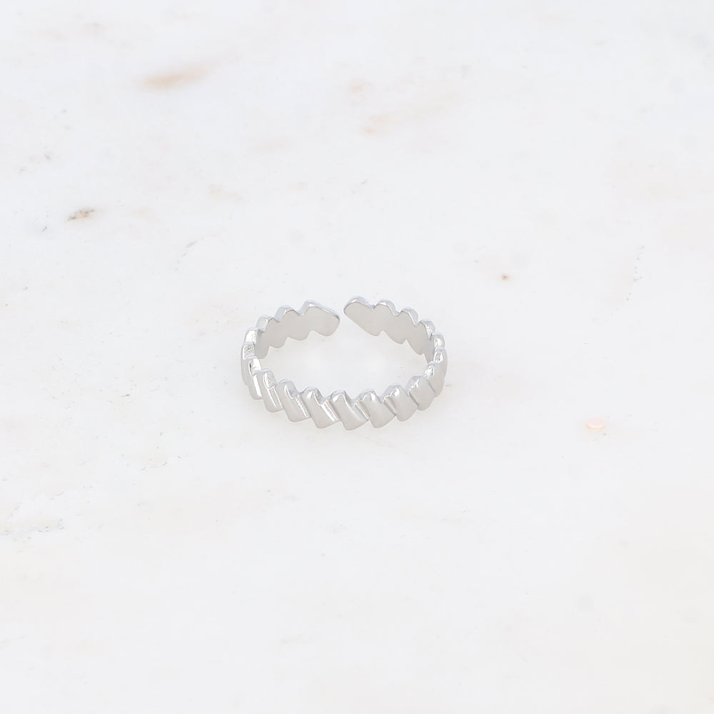 BAGUE AUX MOTIFS GEOMETRIQUES