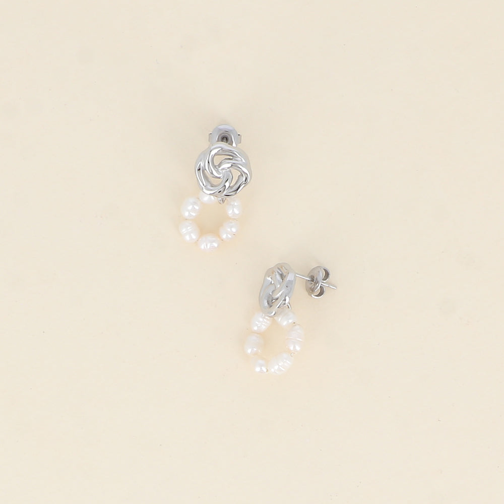 BOUCLES PENDANTES - FLEUR AJOUREE / DORE OU ARGENT