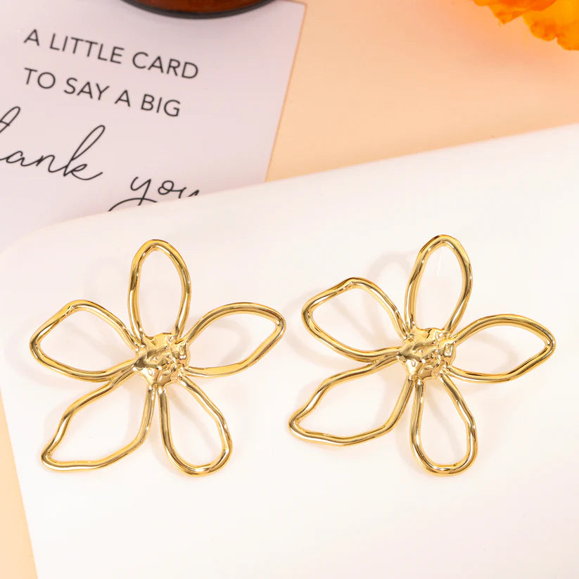 BOUCLES D'OREILLES CLOU FLEUR / DORE OU ARGENT