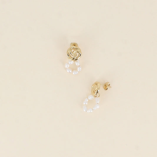 BOUCLES PENDANTES - FLEUR AJOUREE / DORE OU ARGENT