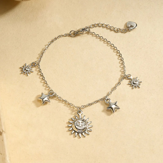 BRACELET AVEC PENDENTIFS