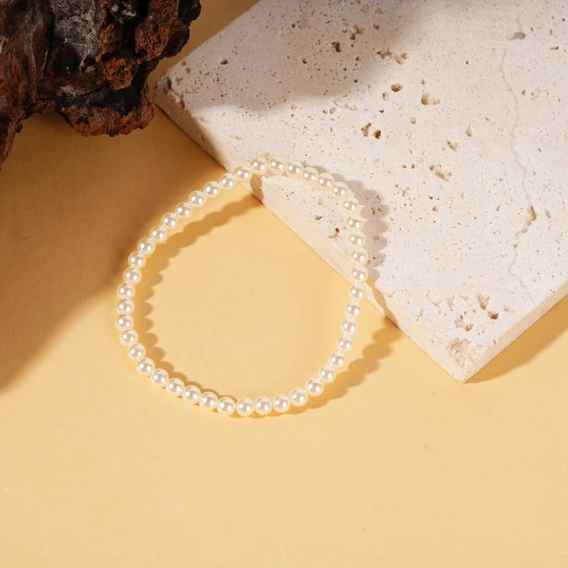 BRACELET ELASTIQUE PETITES PERLES BLANCHES