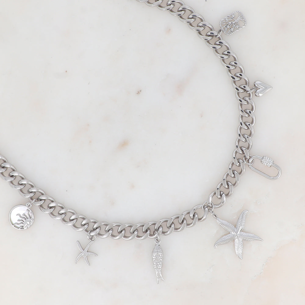 COLLIER EN MAILLE AVEC ETOILES DE MER